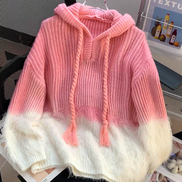 Knitted pullover